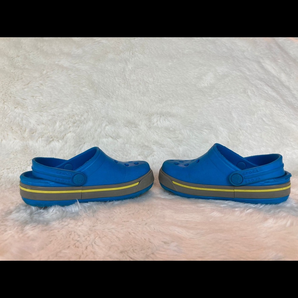 Blue Crocs - Picture 3 of 5